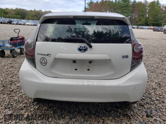 2013 Toyota Prius Three with VIN JTDKDTB39D1538458, listed as a Copart auction lot 69602365 with 188,014 mi miles and Salvage title. Bid and sale history available at DreamBid. Image 6.