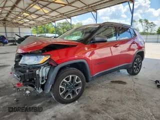 2020 Jeep Compass Trailhawk с VIN 3C4NJDDB8LT171415, выставлен на аукционе Copart как лот 70349485 с пробегом 108 922 миль миль и Списание • Salvage title. История ставок и продаж доступна на DreamBid. Изображение 1.