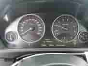 2015 BMW 3 Series 328i xDrive z VIN WBA3B3G57FNT19480, wystawiony jako Copart lot #62654605 z przebiegiem 157 851 mil mil oraz Szkoda całkowita • Salvage title. Historia ofert i sprzedaży dostępna na DreamBid. Obrazek 9.