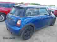 2012 MINI Hardtop with VIN WMWSU3C51CT543315, listed as a IAAI auction lot 42802820 with 156,549 mi miles and . Bid and sale history available at DreamBid. Image 4.
