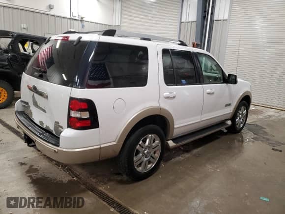 2006 Ford Explorer Eddie Bauer с VIN 1FMEU748X6ZA02003, выставлен на аукционе Copart как лот 70548985 с пробегом 161 066 миль миль и Чистый • Clean title. История ставок и продаж доступна на DreamBid. Изображение 3.
