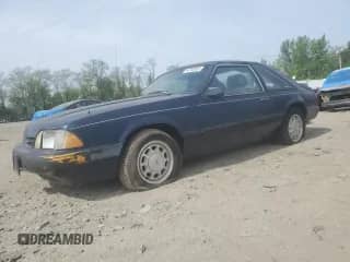 1989 Ford Mustang z VIN 1FABP41E6KF286903, wystawiony jako Copart lot #54786505 z przebiegiem 67 498 mil mil oraz Czysty tytuł • Clean title. Historia ofert i sprzedaży dostępna na DreamBid. Obrazek 1.