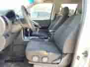 2005 Nissan Pathfinder LE z VIN 5N1AR18U15C786965, wystawiony jako Copart lot #61383615 z przebiegiem 243 684 mil mil oraz Szkoda całkowita • Salvage title. Historia ofert i sprzedaży dostępna na DreamBid. Obrazek 7.