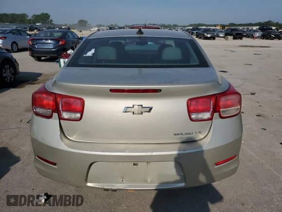 2015 Chevrolet Malibu LS z VIN 1G11B5SL7FF152066, wystawiony jako Copart lot #69140465 z przebiegiem 125 427 mil mil oraz Szkoda całkowita • Salvage title. Historia ofert i sprzedaży dostępna na DreamBid. Obrazek 6.