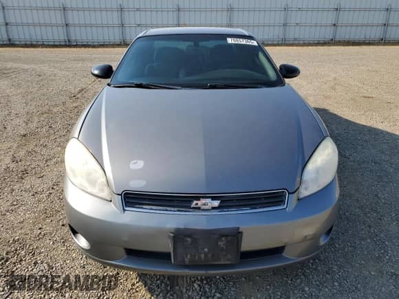 2006 Chevrolet Monte Carlo LT 3.5L z VIN 2G1WM15K369403752, wystawiony jako Copart lot #70857365 z przebiegiem 180 019 mil mil oraz Szkoda całkowita • Salvage title. Historia ofert i sprzedaży dostępna na DreamBid. Obrazek 5.