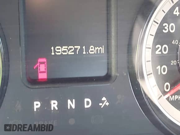 2017 Ram 1500 Express z VIN 3C6RR6KT2HG602078, wystawiony jako IAAI lot #43086922 z przebiegiem 195 271 mil mil oraz . Historia ofert i sprzedaży dostępna na DreamBid. Obrazek 15.