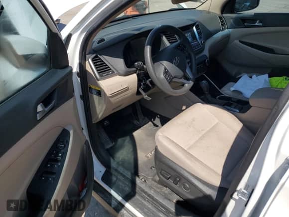 2016 Hyundai Tucson Sport z VIN KM8J33A29GU028701, wystawiony jako Copart lot #65339745 z przebiegiem Nie podano mil oraz Szkoda całkowita • Salvage title. Historia ofert i sprzedaży dostępna na DreamBid. Obrazek 8.