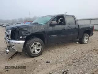 2013 Chevrolet Silverado 1500 LT с VIN 3GCPKSEA3DG109575, выставлен на аукционе Copart как лот 80770444 с пробегом 202 824 миль миль и Списание • Salvage title. История ставок и продаж доступна на DreamBid. Изображение 1.