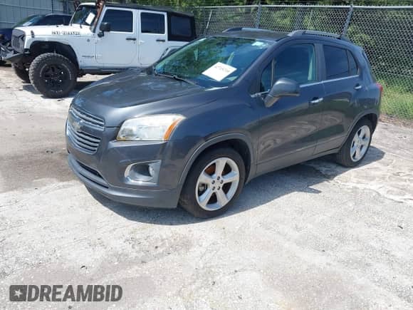 2016 Chevrolet Trax LTZ z VIN 3GNCJMSB1GL179671, wystawiony jako IAAI lot #42715210 z przebiegiem Nie podano mil oraz . Historia ofert i sprzedaży dostępna na DreamBid. Obrazek 2.