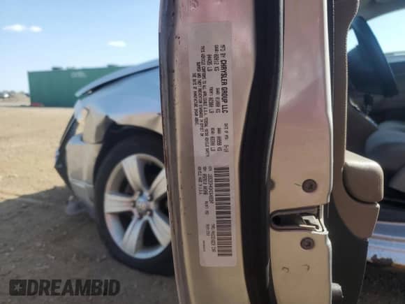 2010 Dodge Caliber Mainstreet with VIN 1B3CB3HA3AD648594, listed as a Copart auction lot 71647135 with 94,206 mi miles and Salvage title. Bid and sale history available at DreamBid. Image 12.