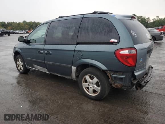2006 Dodge Caravan SXT with VIN 1D4GP45R26B754591, listed as a Copart auction lot 71623755 with 238,194 mi miles and Salvage title. Bid and sale history available at DreamBid. Image 2.