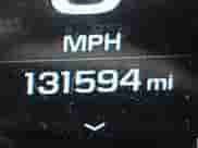 2017 Chevrolet Suburban Premier z VIN 1GNSCJKC8HR349936, wystawiony jako IAAI lot #41321102 z przebiegiem 131 594 mil mil oraz . Historia ofert i sprzedaży dostępna na DreamBid. Obrazek 16.