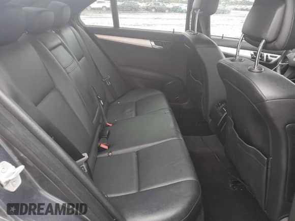 2010 Mercedes-Benz C 300 Sport с VIN WDDGF8BB3AR091858, выставлен на аукционе Copart как лот 72035345 с пробегом 125 238 миль миль и Чистый • Clean title. История ставок и продаж доступна на DreamBid. Изображение 10.