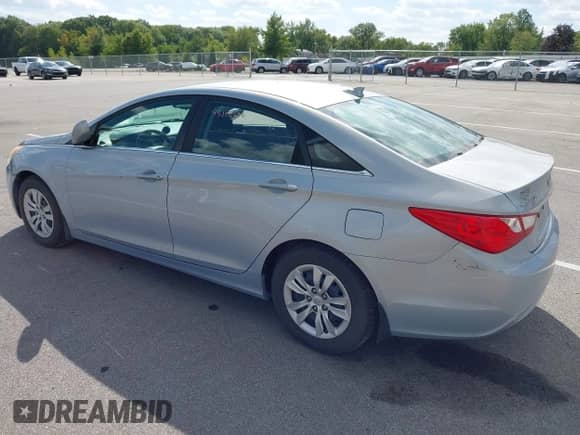 2012 Hyundai Sonata GLS with VIN 5NPEB4AC6CH421390, listed as a IAAI auction lot 43152620 with 215,257 mi miles and . Bid and sale history available at DreamBid. Image 3.