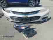 2016 Chevrolet Malibu Premier z VIN 1G1ZH5SX1GF209738, wystawiony jako IAAI lot #43091759 z przebiegiem 111 316 mil mil oraz . Historia ofert i sprzedaży dostępna na DreamBid. Obrazek 12.