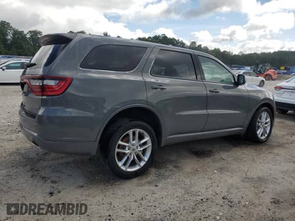 2023 Dodge Durango GT z VIN 1C4RDJDG6PC688054, wystawiony jako Copart lot #67388255 z przebiegiem 39 422 mil mil oraz Czysty tytuł • Clean title. Historia ofert i sprzedaży dostępna na DreamBid. Obrazek 3.