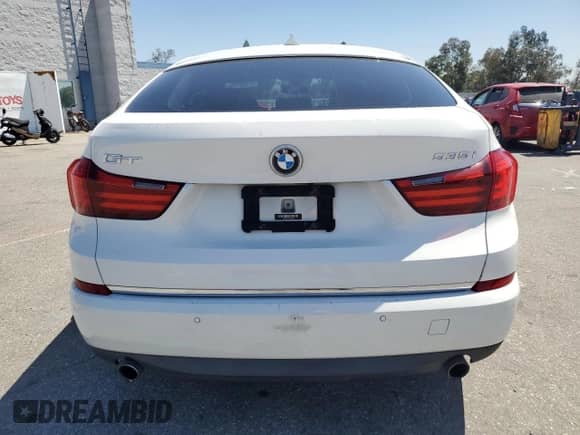 2015 BMW 5 Series 535i Gran Turismo с VIN WBA5M2C59FD872267, выставлен на аукционе Copart как лот 57890795 с пробегом 111 750 миль миль и Списание • Salvage title. История ставок и продаж доступна на DreamBid. Изображение 6.