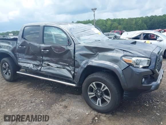 2019 Toyota Tacoma SR5 с VIN 3TMAZ5CN5KM095489, выставлен на аукционе IAAI как лот 42634067 с пробегом 37 078 миль миль и . История ставок и продаж доступна на DreamBid. Изображение 6.