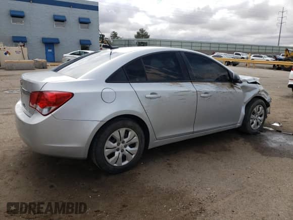 2013 Chevrolet Cruze LS с VIN 1G1PB5SH1D7256467, выставлен на аукционе Copart как лот 55423835 с пробегом 101 261 миль миль и Списание • Salvage title. История ставок и продаж доступна на DreamBid. Изображение 3.