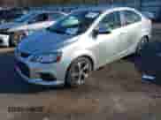 2018 Chevrolet Sonic Premier z VIN 1G1JF5SB5J4106865, wystawiony jako IAAI lot #41540905 z przebiegiem 108 628 mil mil oraz . Historia ofert i sprzedaży dostępna na DreamBid. Obrazek 2.