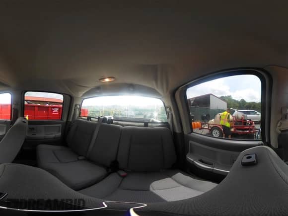 2006 Dodge Dakota SLT z VIN 1D7HW48N66S524247, wystawiony jako IAAI lot #42442778 z przebiegiem 71 419 mil mil oraz . Historia ofert i sprzedaży dostępna na DreamBid. Obrazek 18.