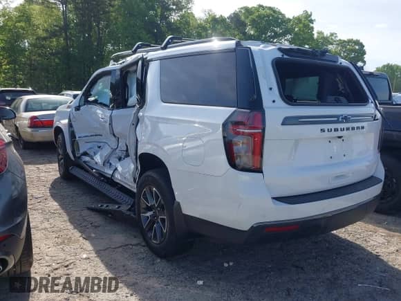 2021 Chevrolet Suburban Z71 with VIN 1GNSKDKD4MR492681, listed as a IAAI auction lot 42058056 with Not provided miles and . Bid and sale history available at DreamBid. Image 3.