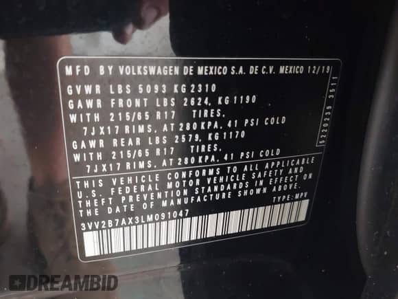 2020 Volkswagen Tiguan SE с VIN 3VV2B7AX3LM091047, выставлен на аукционе IAAI как лот 43158314 с пробегом 51 221 миль миль и . История ставок и продаж доступна на DreamBid. Изображение 9.