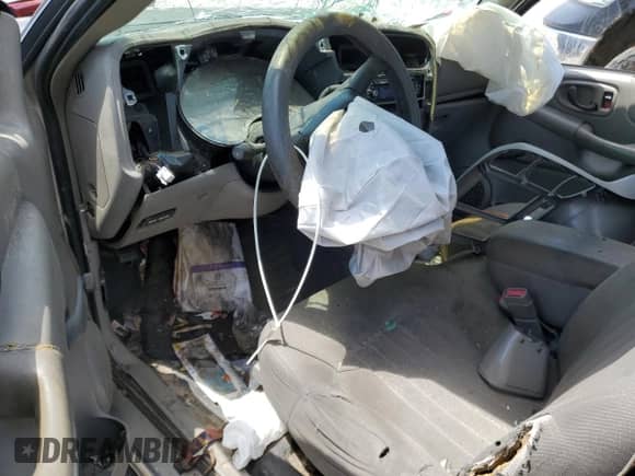 2003 Chevrolet S-10 with VIN 1GCCS14H838232283, listed as a Copart auction lot 72220104 with Not provided miles and Salvage title. Bid and sale history available at DreamBid. Image 8.