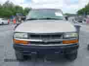 2002 Chevrolet S-10 LS с VIN 1GCCT19W028200267, выставлен на аукционе IAAI как лот 42896478 с пробегом 129 029 миль миль и . История ставок и продаж доступна на DreamBid. Изображение 12.