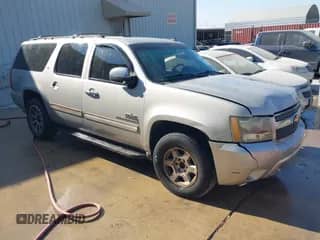 2009 Chevrolet Suburban 2LT с VIN 1GNFC26049R292451, выставлен на аукционе IAAI как лот 43402450 с пробегом 221 481 миль миль и . История ставок и продаж доступна на DreamBid. Изображение 1.
