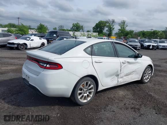 2014 Dodge Dart SXT with VIN 1C3CDFBB3ED775884, listed as a IAAI auction lot 42255030 with 202,421 mi miles and . Bid and sale history available at DreamBid. Image 4.