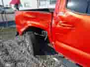 2017 Toyota Tacoma SR5 с VIN 3TMCZ5AN2HM095437, выставлен на аукционе IAAI как лот 43326515 с пробегом 147 431 миль миль и . История ставок и продаж доступна на DreamBid. Изображение 20.