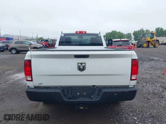 2022 Ram 1500 Tradesman с VIN 3C6JR6DG2NG300895, выставлен на аукционе IAAI как лот 42714275 с пробегом 57 831 миль миль и . История ставок и продаж доступна на DreamBid. Изображение 16.