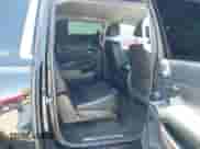 2019 Chevrolet Suburban LT с VIN 1GNSCHKC1KR396161, выставлен на аукционе IAAI как лот 43051943 с пробегом 147 521 миль миль и . История ставок и продаж доступна на DreamBid. Изображение 8.