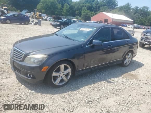 2010 Mercedes-Benz C 300 Sport с VIN WDDGF5EB1AR130733, выставлен на аукционе Copart как лот 67221705 с пробегом 137 815 миль миль и На запчасти • Non repairable. История ставок и продаж доступна на DreamBid. Изображение 1.