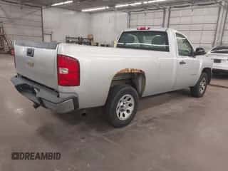 2010 Chevrolet Silverado 1500 Work Truck z VIN 1GCPCPEA5AZ236639, wystawiony jako IAAI lot #42896324 z przebiegiem 196 444 mil mil oraz . Historia ofert i sprzedaży dostępna na DreamBid. Obrazek 4.