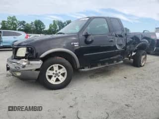 2002 Ford F-150 XL с VIN 2FTRX18L02CA15455, выставлен на аукционе Copart как лот 63021485 с пробегом 209 589 миль миль и На запчасти • Non repairable. История ставок и продаж доступна на DreamBid. Изображение 1.