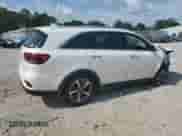 2019 Kia Sorento EX z VIN 5XYPH4A59KG453118, wystawiony jako Copart lot #62486135 z przebiegiem 113 990 mil mil oraz Szkoda całkowita • Salvage title. Historia ofert i sprzedaży dostępna na DreamBid. Obrazek 3.