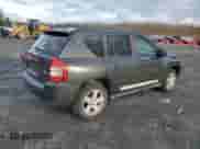 2010 Jeep Compass Latitude с VIN 1J4NF1FB0AD675869, выставлен на аукционе Copart как лот 83742284 с пробегом 167 564 миль миль и Списание • Salvage title. История ставок и продаж доступна на DreamBid. Изображение 3.