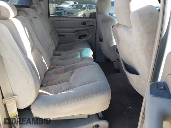 2005 Chevrolet Avalanche Z71 with VIN 3GNEK12Z65G199826, listed as a IAAI auction lot 41366407 with Not provided miles and . Bid and sale history available at DreamBid. Image 8.