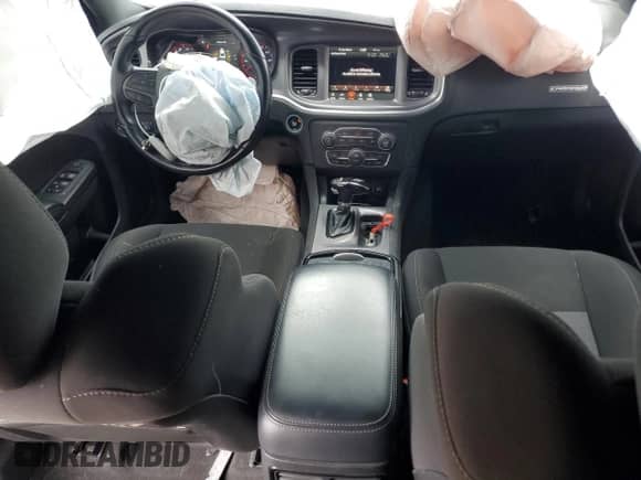 2022 Dodge Charger GT z VIN 2C3CDXHG9NH240831, wystawiony jako Copart lot #65655765 z przebiegiem 63 832 mil mil oraz Szkoda całkowita • Salvage title. Historia ofert i sprzedaży dostępna na DreamBid. Obrazek 8.