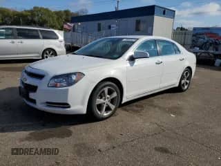 2012 Chevrolet Malibu 1LT z VIN 1G1ZC5EU3CF397589, wystawiony jako Copart lot #90520215 z przebiegiem 87 915 mil mil oraz Nie do naprawy • Non repairable. Historia ofert i sprzedaży dostępna na DreamBid. Obrazek 1.
