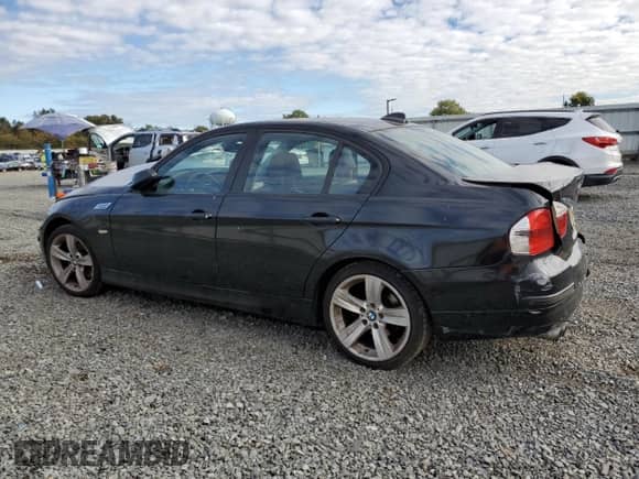 2008 BMW 3 Series 328xi z VIN WBAVC93578K040131, wystawiony jako Copart lot #82344475 z przebiegiem 187 929 mil mil oraz Szkoda całkowita • Salvage title. Historia ofert i sprzedaży dostępna na DreamBid. Obrazek 2.