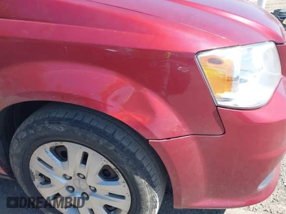 2015 Dodge Grand Caravan American Value с VIN 2C4RDGBG0FR746638, выставлен на аукционе IAAI как лот 42062284 с пробегом 154 964 миль миль и . История ставок и продаж доступна на DreamBid. Изображение 14.