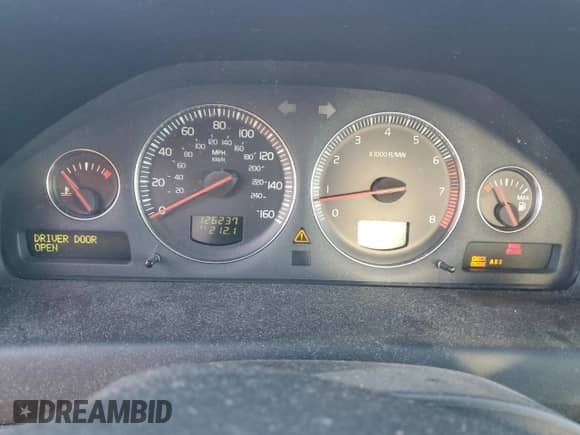 2005 Volvo S60 с VIN YV1RH592X52432120, выставлен на аукционе Copart как лот 87060804 с пробегом 126 237 миль миль и Чистый • Clean title. История ставок и продаж доступна на DreamBid. Изображение 9.