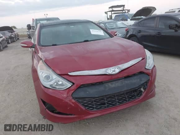 2014 Hyundai Sonata z VIN KMHEC4A4XEA113151, wystawiony jako IAAI lot #43214726 z przebiegiem 171 021 mil mil oraz . Historia ofert i sprzedaży dostępna na DreamBid. Obrazek 6.