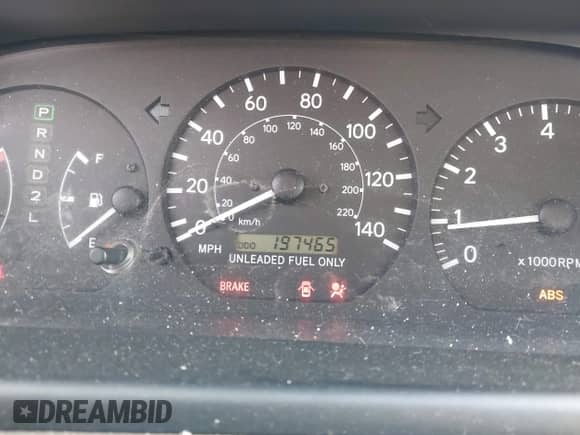 1998 Toyota Camry LE z VIN JT2BG22K5W0120831, wystawiony jako IAAI lot #43273319 z przebiegiem 197 465 mil mil oraz . Historia ofert i sprzedaży dostępna na DreamBid. Obrazek 7.