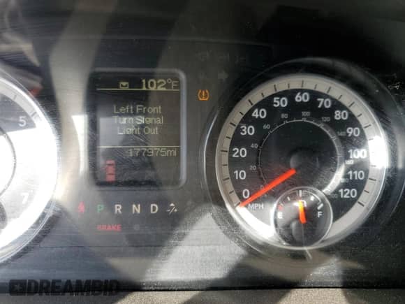 2017 Ram 1500 Express с VIN 1C6RR6FG6HS704070, выставлен на аукционе Copart как лот 66543815 с пробегом 177 975 миль миль и Чистый • Clean title. История ставок и продаж доступна на DreamBid. Изображение 9.