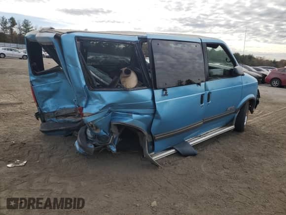 1994 Chevrolet Astro с VIN 1GNDM15Z2RB210658, выставлен на аукционе Copart как лот 78859874 с пробегом 236 955 миль миль и Списание • Salvage title. История ставок и продаж доступна на DreamBid. Изображение 3.