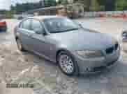 2009 BMW 3 Series 328i с VIN WBAPH73529E128759, выставлен на аукционе IAAI как лот 42917579 с пробегом 191 927 миль миль и . История ставок и продаж доступна на DreamBid. Изображение 1.